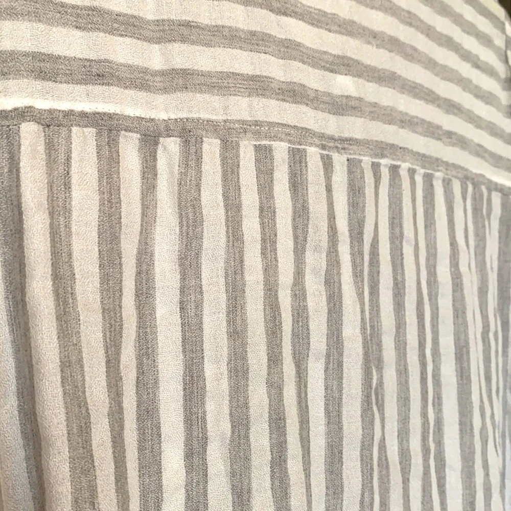 H&M Button Up Tunic - Picture 5 of 6